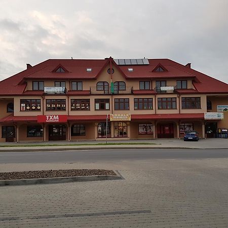 Hotel Gosciniec Ustrzycki Ustrzyki Dolne Exterior foto