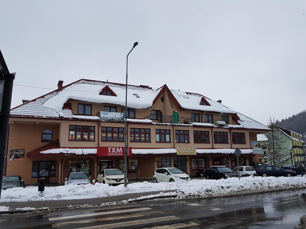 Hotel Gosciniec Ustrzycki Ustrzyki Dolne Exterior foto